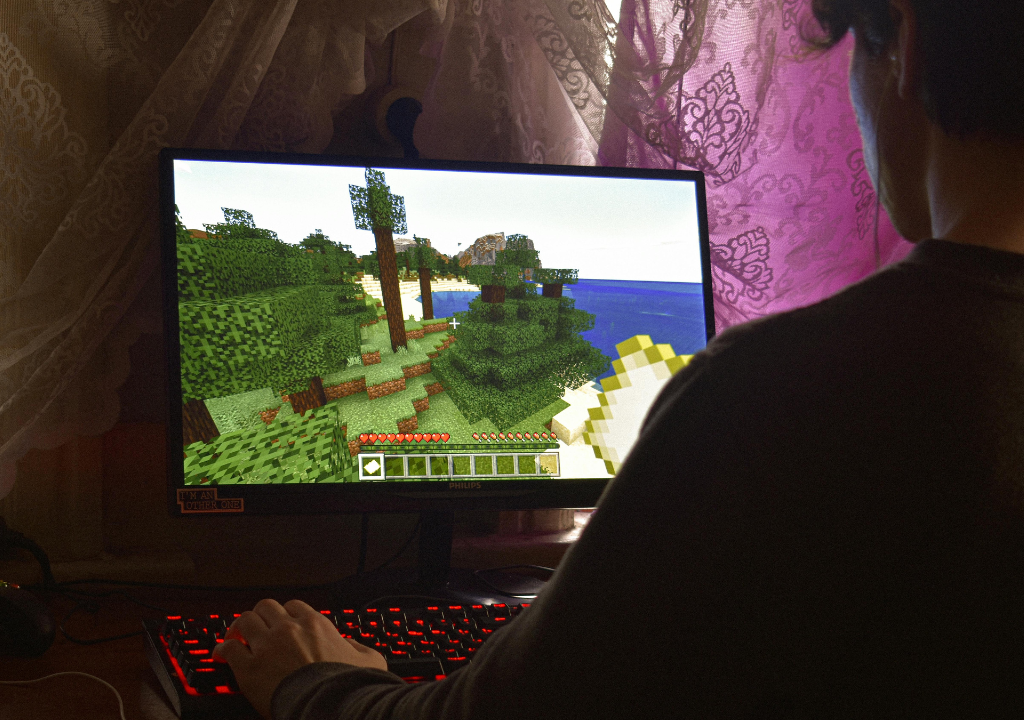 Minecraft PlayBattleSquare: Features, Gameplay, Tips, and More Minecraft PlayBattleSquare